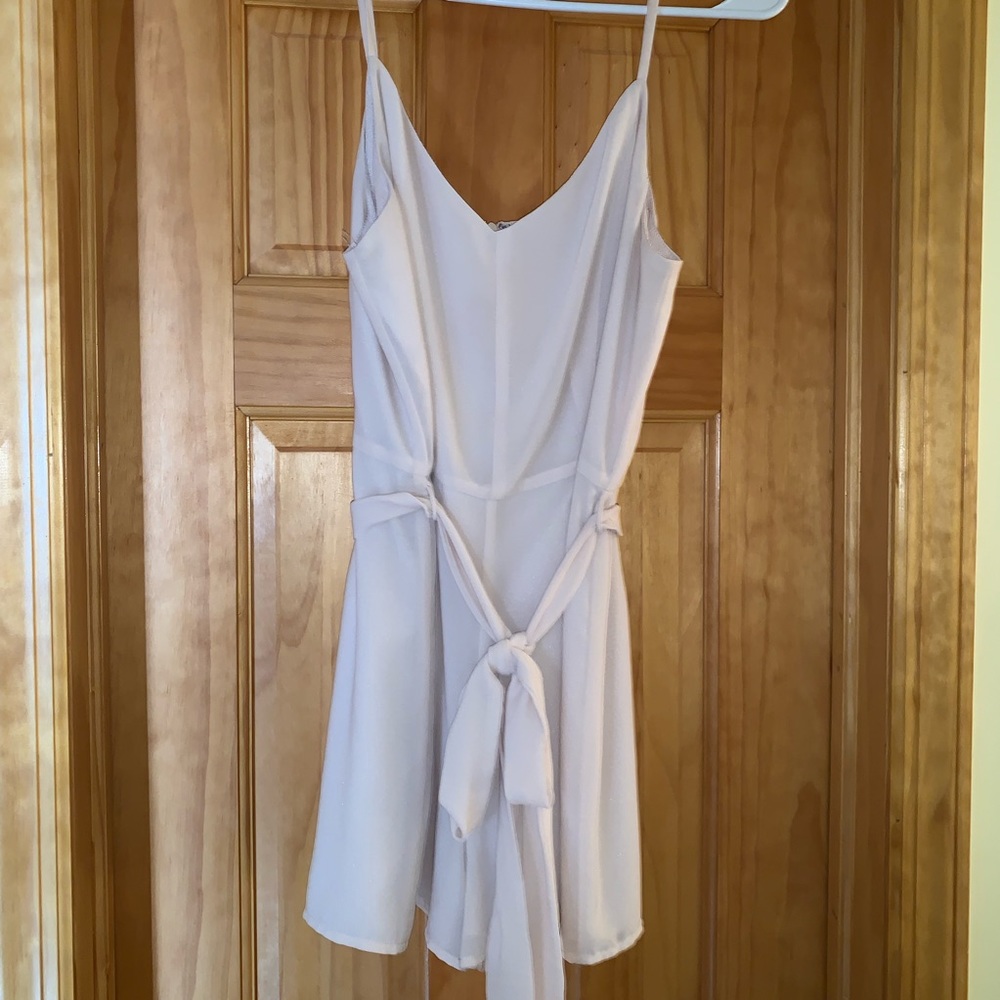 Classy cream romper 💞